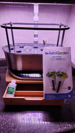 AeroGarden bounty elite model 100913-BSS
