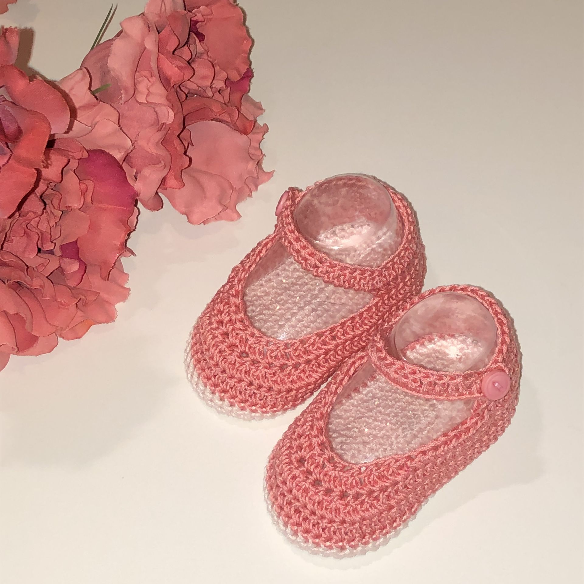 Baby girl crotchet booties - baby knits - baby shoes - hand knit - baby knit - patucos bebe - ropa bebe - baby clothing