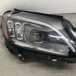2020-2023 W205 C63 AMG S C43 AMG MERCEDES-BENZ RIGHT SIDE HEADLIGHT MULTI BEAM FULL LED WITH BROKEN GLASS 
