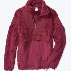 Oversized Teddy Half Zip Size M