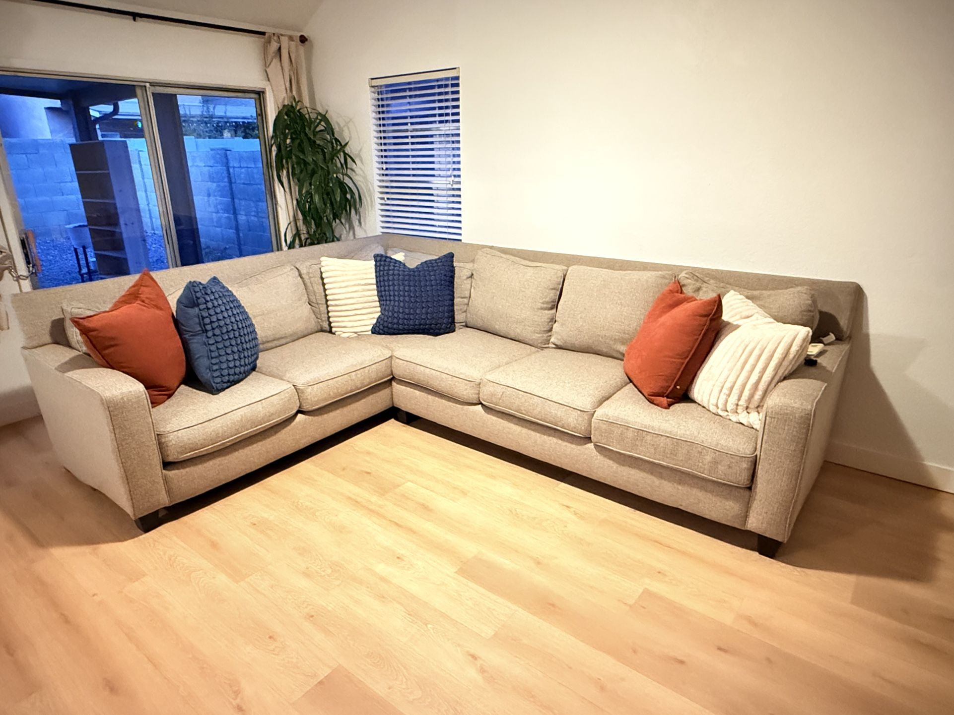 Norwood Sectional Couch