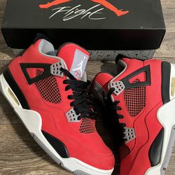 Jordan 4 Toro Bravo 