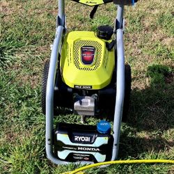 Pressure Washer 3300 PSI 