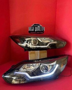 Ford. Focus. 2012. 2014 headlights.