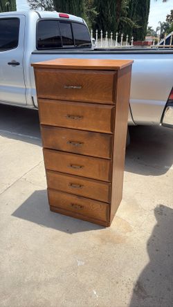 Free Dresser