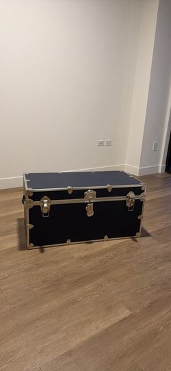 Storage trunk