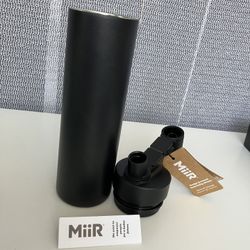 Brand New Water Bottle (Stainless Steel): 20 fluid ounces