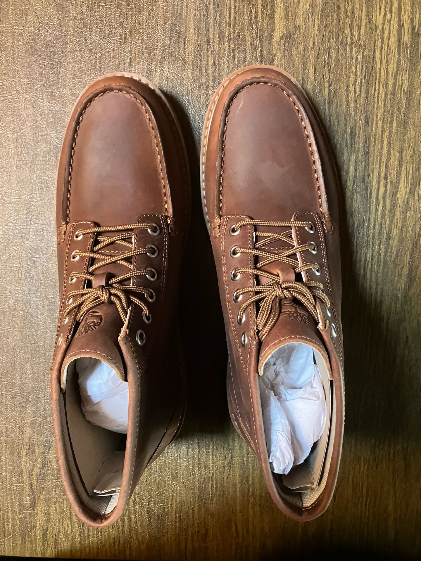 TIMBERLAND Newmarket Chukka Boots (8.5)