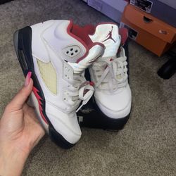 Fire Red Silver Tongue Retro 5