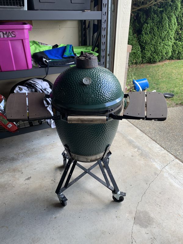Big Green Egg (Large)w/ Eggcessories for Sale in Kent, WA OfferUp