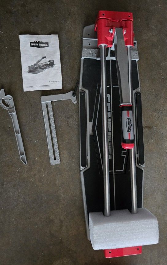 Sentinel 24in. Tile Cutter with Bag  . NEW