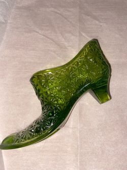 1960’s L.E. SMITH Art Glass Slipper Shoe Emerald Green Daisy and Button Pattern Vintage