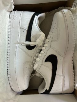 Brand new Air Force 1s (size 9mens)