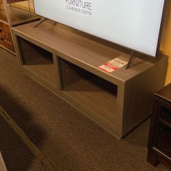 Dorian Tv Console 
