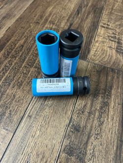 HAZET socket 903SLG-17/3, 1/2 inch square drive, 17mm wrench size, with plastic sleeve, supports gentle wheel fitting, especially for tires with alumi