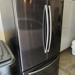 Samsung Black Stainless Steel French Door Refrigerator 