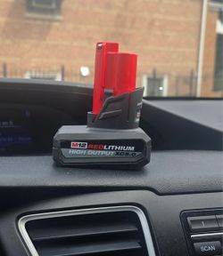 Milwaukee m12 high output 5.0 battery