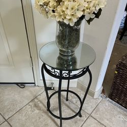 Gorgeous Plant Stand And Floral Arrangement 