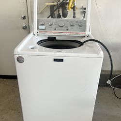 Maytag Top Load Washer (4.8 Cubic Feet)
