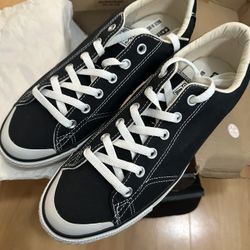 Converse Men’s 9.5 Shoes New