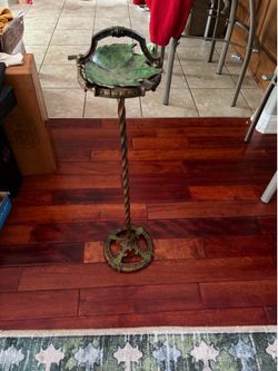 Smoker stand