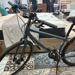 CTY 1.1 Step Through Bike With Accessories