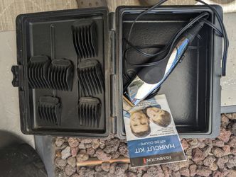 Clippers With Box And Blades.