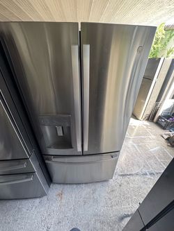 GE Stainless Steel French Door Refrigerator