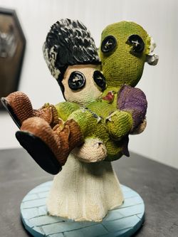 Wedding Frankenstein Bride & Groom Figurine