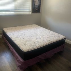 King Mattress – Clean – Must Pickup Today