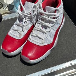 Air Jordan 11 Retro Cherry 