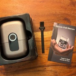 Electric Re Charge  Foil Shavers For Men 