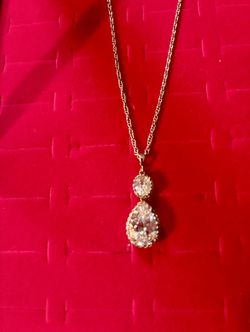 Silver Necklace And Pendant 