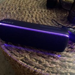 Sony SRS-XB32 Portable Bluetooth Speaker