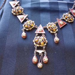 Earing And Necklace Set