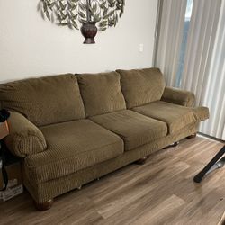 Free Couch 