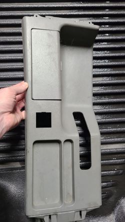 MUSTANG FOXBODY Center Console Middle Section 87-93