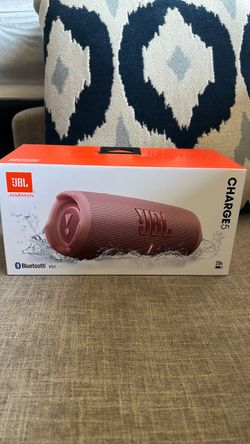 JBL charge 5: New  PINK color Beautiful