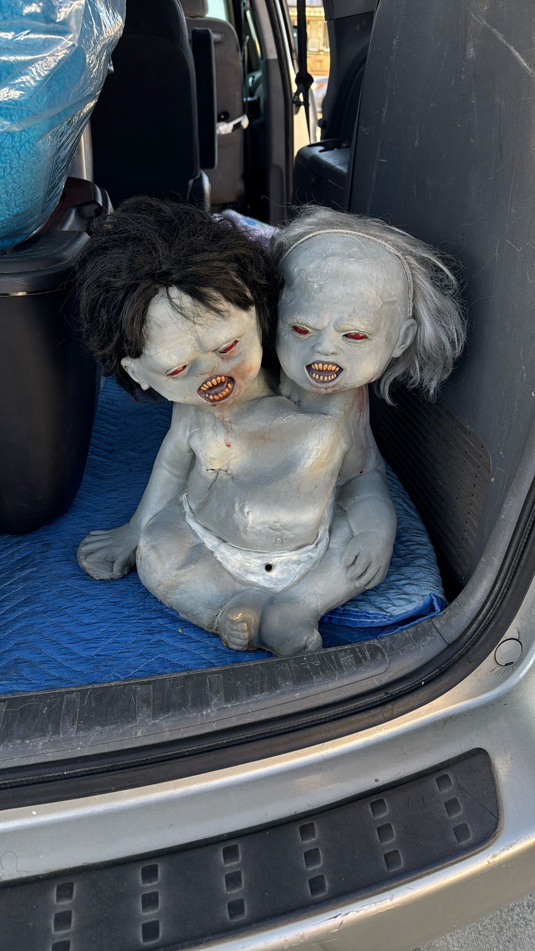 Halloween Laughing Twins