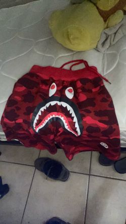 Medium bape shorts red