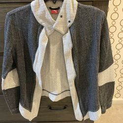 Women’s Sweatshirt 