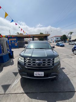 2016 Ford Explorer