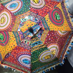 4 Parasol Umbrellas 