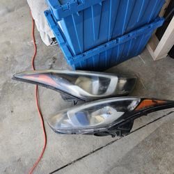 Elantra Headlights