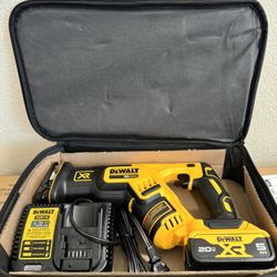 DEWALT 20V MAX XR Cordless Brushless Compact Reciprocating Saw 