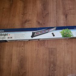 Aqueon Optibright Plus 30 -36 Led Grow Fish Tank Light.