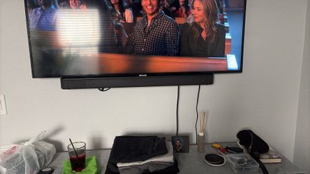 Song Sound Bar With Sound Woofer.