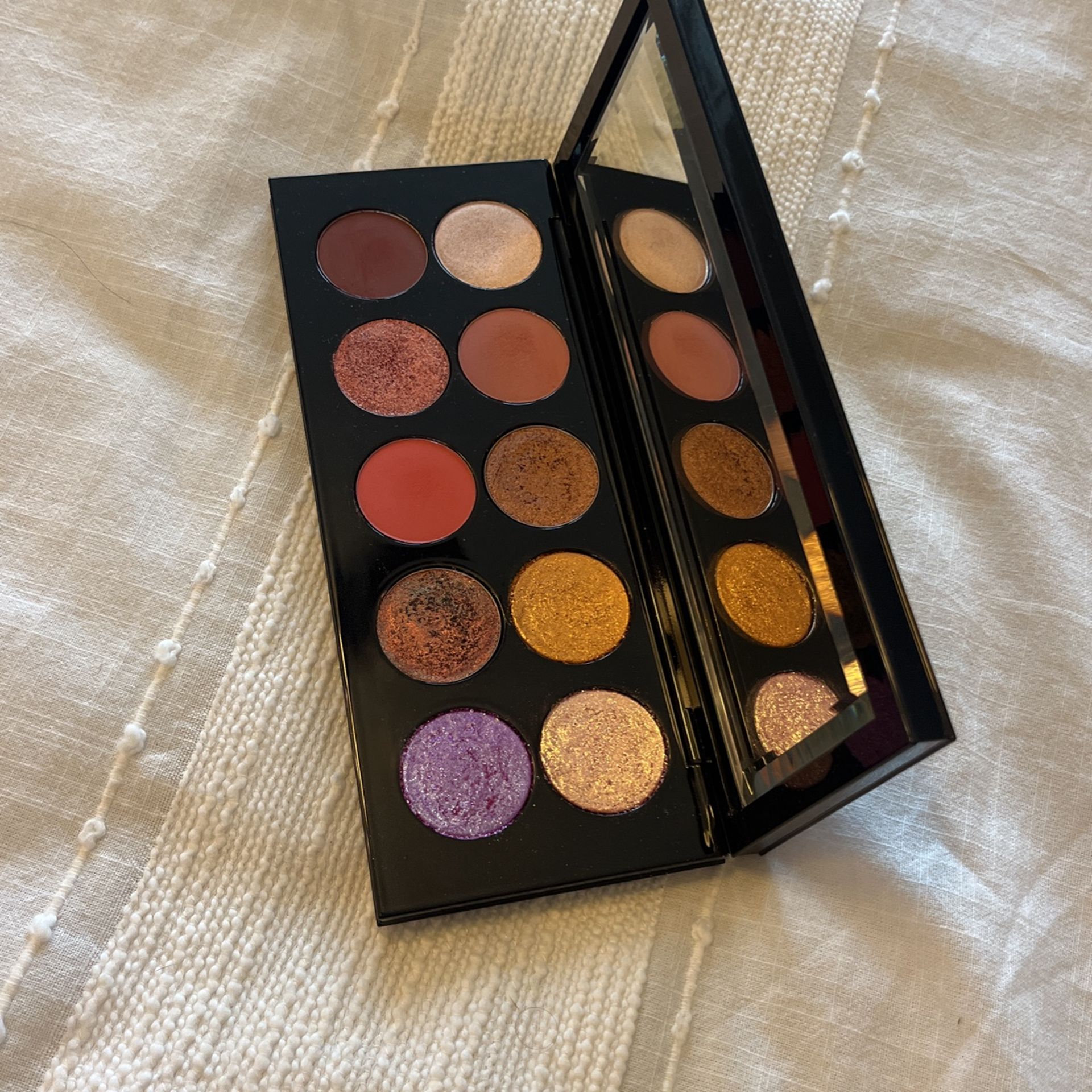 Pat McGrath Mothership IX Huetopian Dream