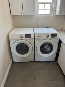 Samsung Stackable Front Load Washer Dryer Set - White