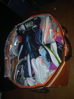 50 Pares de zapatos. Leer descripción